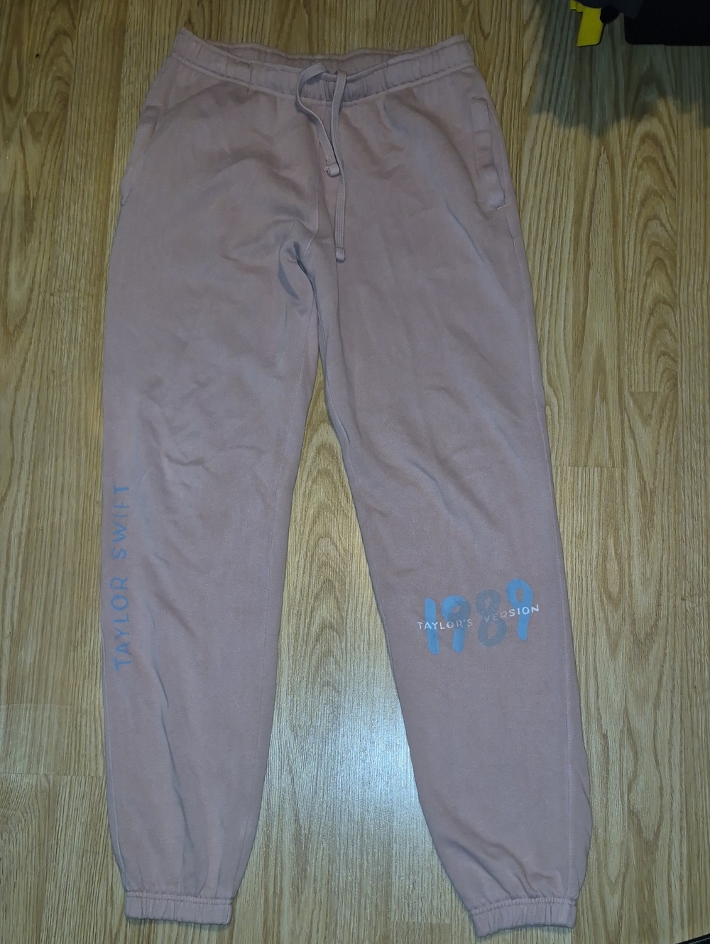 Taylor Swift Pink Womens 1989 Tour Sweatpants..size M